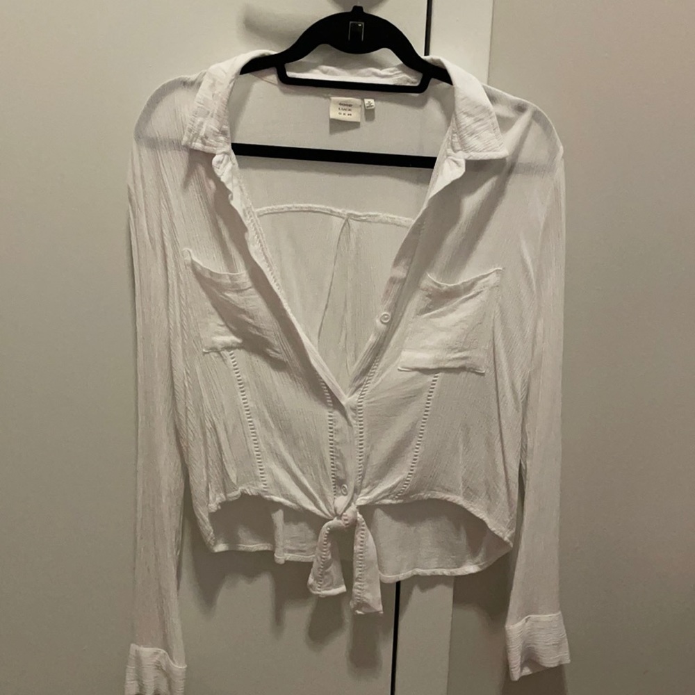White, 100%, cropped, tie,rayon blouse